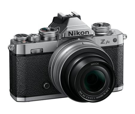 Nikon Z fc + 16-50 VR MILC 20,9 MP CMOS 5568 x 3712 Pixeles Negro, Plata