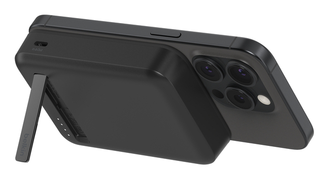 Belkin BoostCharge Pro Cargador inalámbrico Negro