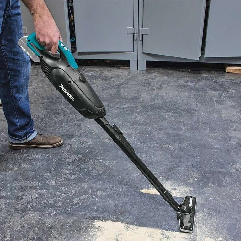 Makita DCL182ZB - vue 3