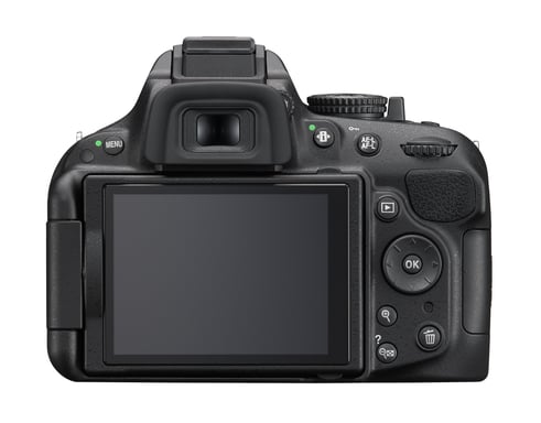 Nikon D5200 + Kit fotocamera reflex AF-S DX NIKKOR 18-55 mm 24,1 MP CMOS 6000 x 4000 pixel Nero