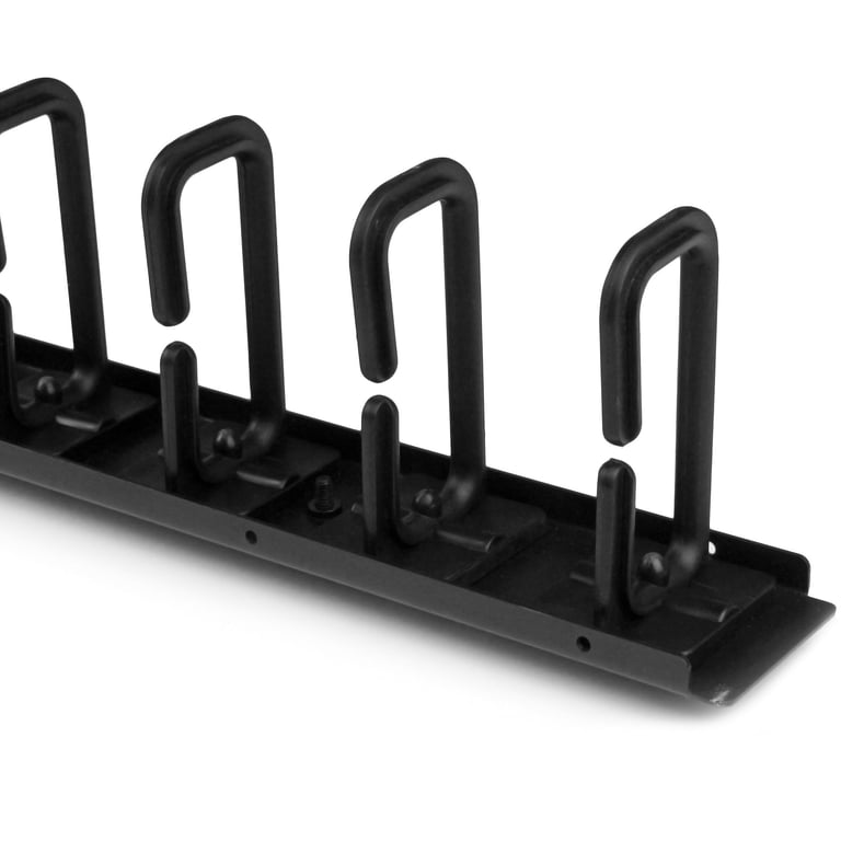 StarTech 3ft Vertical D Ring Hook Cable Organizer - vue 3