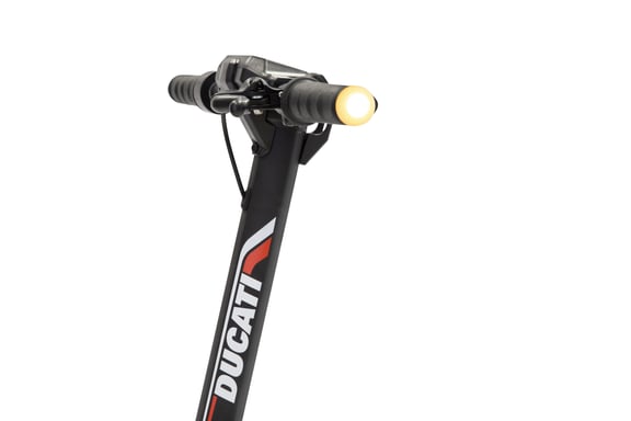 Ducati Pro - II Plus avec clignotant, 25 km/h 7,8 Ah, Noir