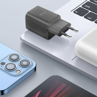 Swissten Cargador de pared 3 USBC 65W + USB 18W Negro