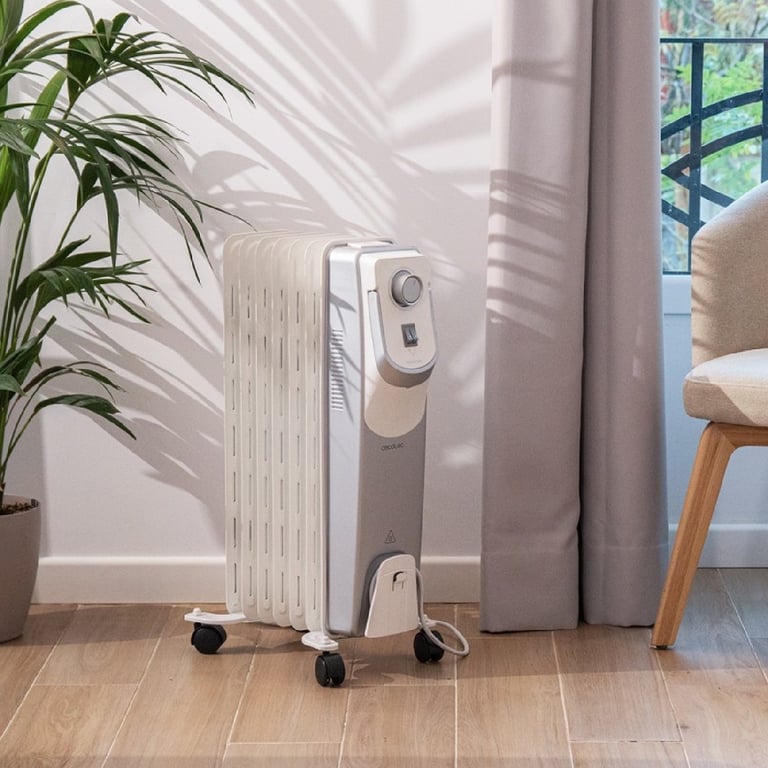 CECOTEC 05886 - Radiateur bain d'huile ReadyWarm 7000 Space 360 - Neuf