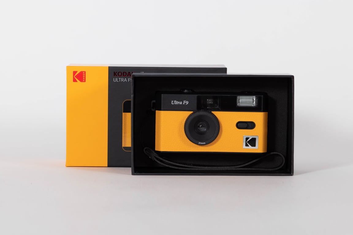 Appareil photo jetable Kodak 400TX 30 mm f/10 Noir et Blanc - Labo FNAC -  Kodak