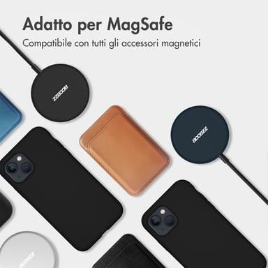 Accezz Coque Liquid Silicone avec MagSafe pour Apple iPhone 15 Pro - Noir