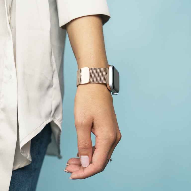 Bracelet imoshion pour Fitbit Versa 4 / 3 / Sense 2 Milanais - vue 2