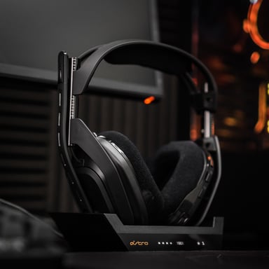 ASTRO Gaming A50 + Stazione Base Cuffia wireless ad archetto Play Nero, Oro