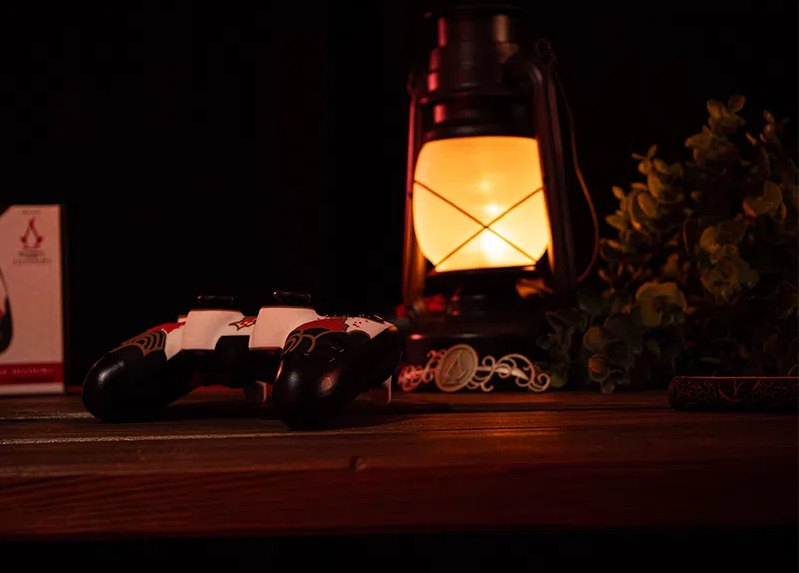 Manette sans fil Lexip x Ubisoft Assasin' Creed Shadows pour PS4 et PC - vue 2