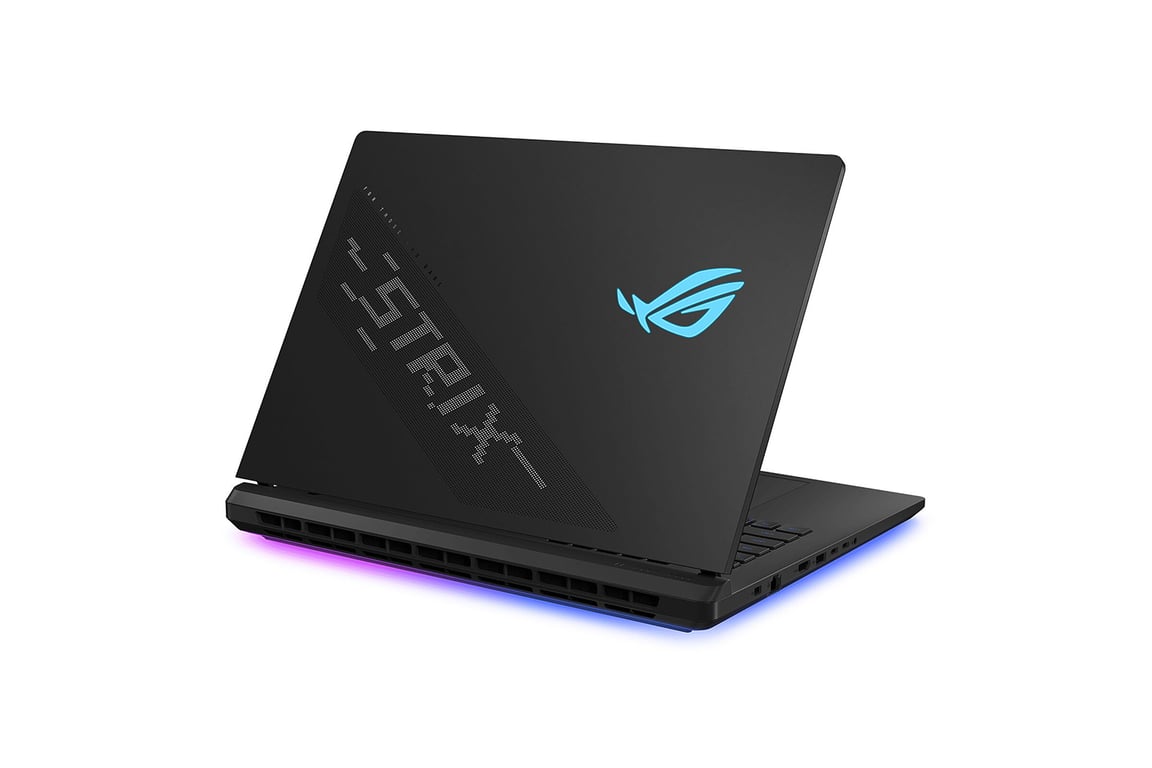 ASUS ROG STRIX SCAR 18 G835LX S9206W - vue 5