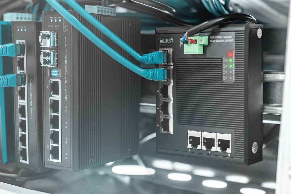 Digitus Switch réseau Gigabit Ethernet 8 ports plat industriel non administrable Neuf - vue 3