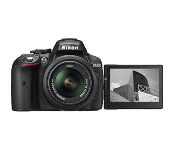 Nikon D5300 + AF-S DX 18-55 VR II Kit d'appareil-photo SLR 24,2 MP CMOS 6000 x 4000 pixels Noir