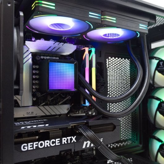 PC Gaming PcCom Imperial Ryzen 7 7700X, 32 Go DDR5, SSD 2 To NVMe, RTX 5070 12 Go GDDR7, Refroidissement Liquide ARGB - Neuf