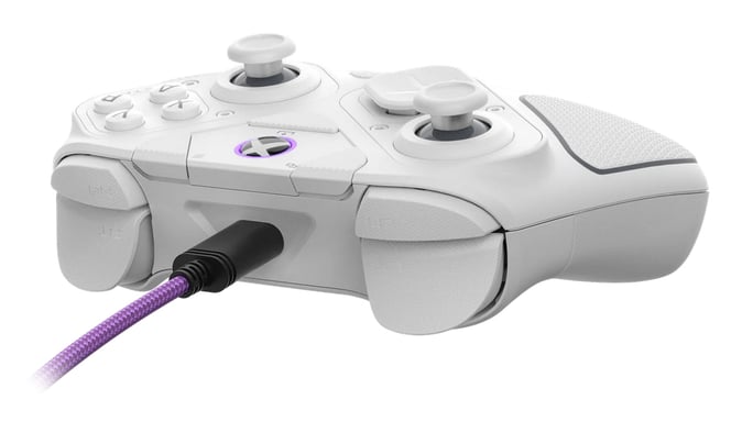 Turtle Beach Victrix Pro BFG Reloaded Blanc Xbox Manette de gaming modulaire sans fil w/Bluetooth, module Fightpad et effet Hall pour Xbox Series X et S, Xbox One et PC