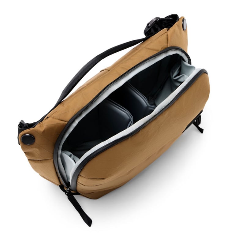 PEAK DESIGN EVERYDAY SLING 6 COYOTE - vue 4