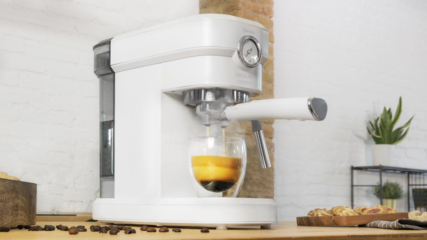 Machine À Expresso Cecotec Cafelizzia 790 Pro – 20 Bars, 1350 W, 1,2 L - vue 3
