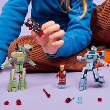 | Marvel 76320 Iron Man et War Machine Contre les Drones de Hammer - Jouet des 7 ans