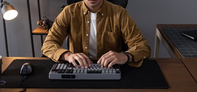 COOLER MASTER MK770 Space Grey Kailh Box V2 rojo