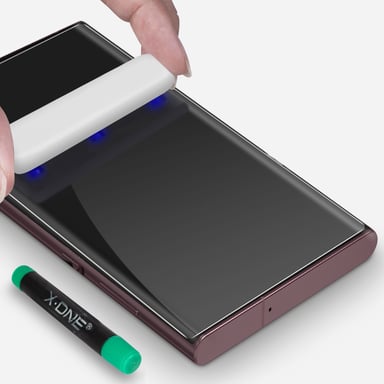 Verre Trempé Samsung S22 Ultra Dureté 9H Fixation Lampe UV X-One Transparent