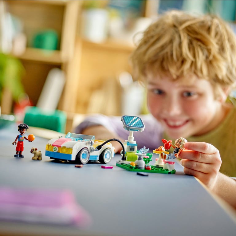 LEGO Friends Le Tourbus de la Star de la Pop 42619 - vue 3