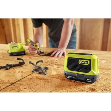 RYOBI 18V ONE+ Altoparlante Bluetooth compatto RBTM18-0