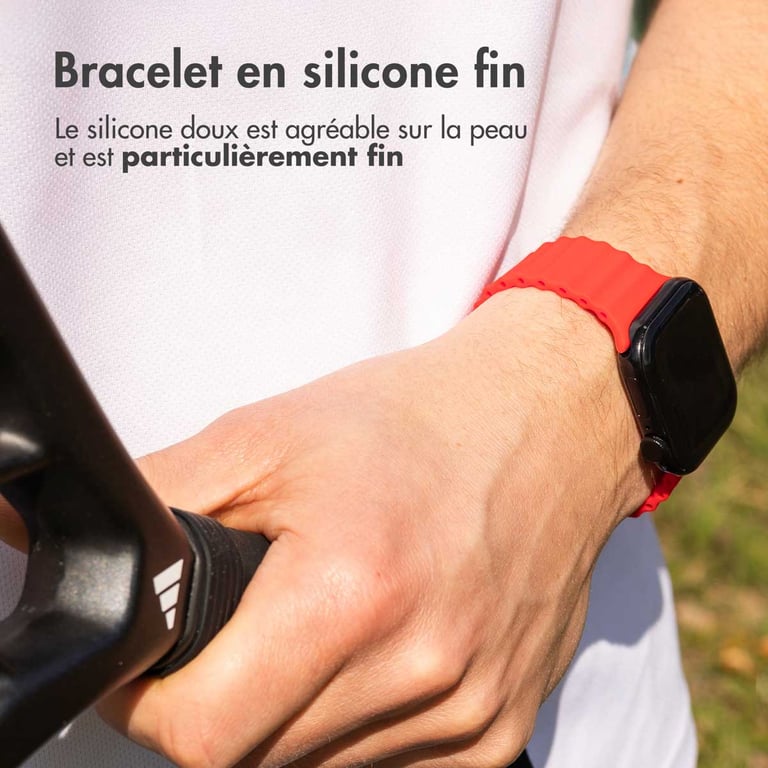imoshion Bracelet Athletic en silicone pour Apple Watch | 38/40/41/42 mm - Rouge - Neuf