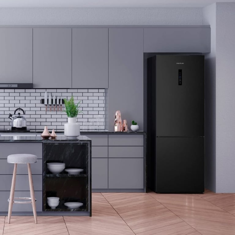 Cecotec Réfrigérateur Combiné 2 Portes Bolero CoolMarket Combi 495 . 495 Hauteur 200 cm et Largeur 70 cm Faible Consommation Système Air Flow No Frost Total Refroidissement - vue 3