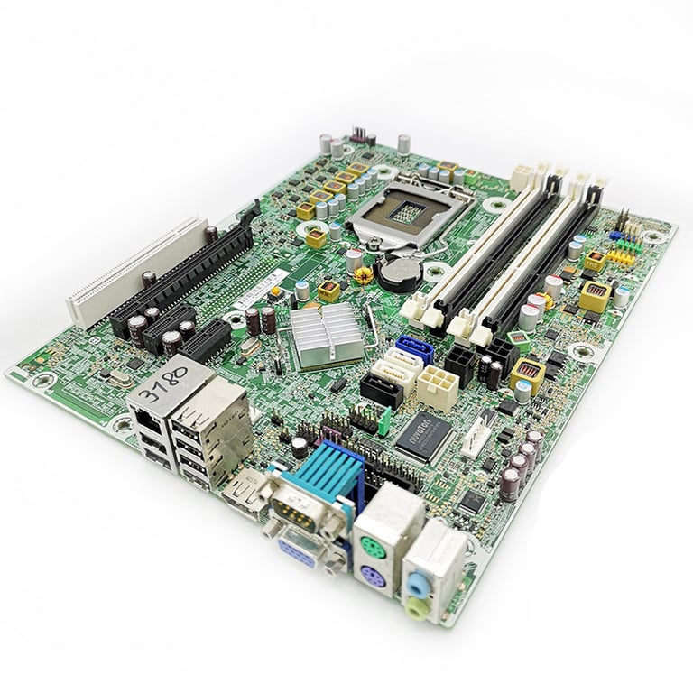 Carte Mère PC HP 6200 Pro DT 615114-001 614036-002 FCLGA1155 - Très bon état Très bon état - Hewlett-Packard reconditionné disponible sur Pixmania