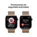 Apple Watch Series 11 GPS + Cellular 42mm Boitier en Titane Or avec Boucle Milanaise Or