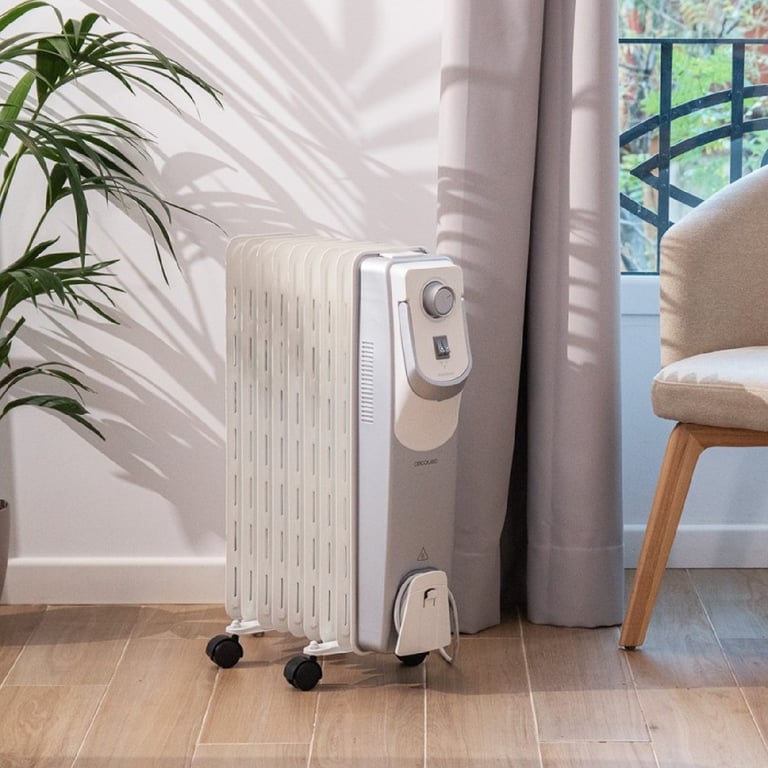 Radiateur Bain D'Huile Cecotec ReadyWarm 9000 Space 360º – 2000W, 9 Éléments, 22m² - vue 4