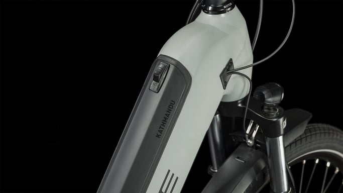 Cube Kathmandu Hybrid ONE 750 Negro, Gris Aluminio XS 27,3 kg