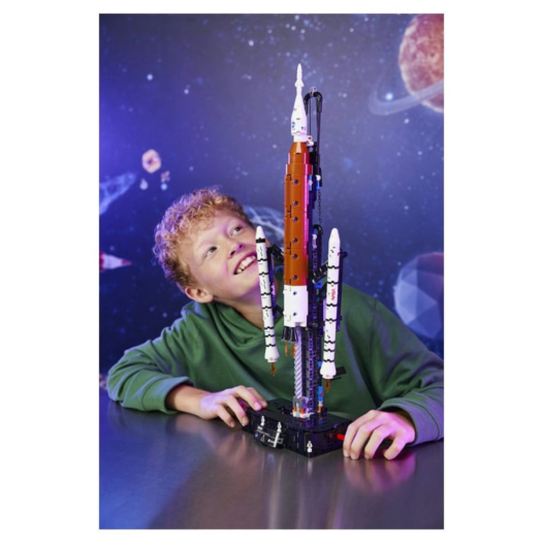 LEGO Technic La Fusée SLS NASA Artemis 42221 - vue 6