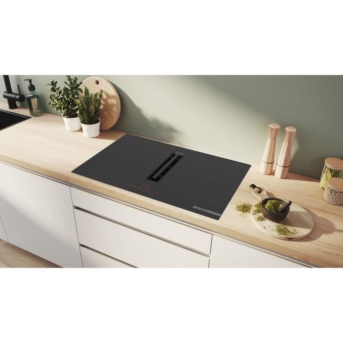 BOSCH Table de cuisson aspirante 80 2 cm 4 foyers PVQ811H26E - vue 9