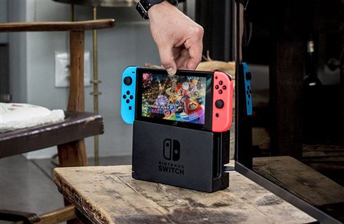 Switch Neon 32GB + Super Mario Party y Mario Kart 8 Deluxe, Rojo, Azul