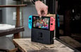 Switch Neon 32GB + Super Mario Party y Mario Kart 8 Deluxe, Rojo, Azul