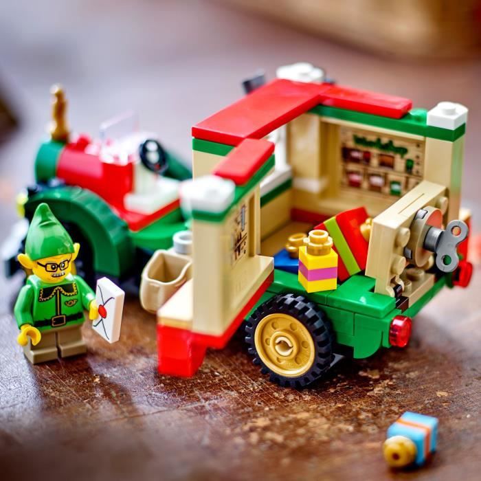 LEGO Le Camion de Livraison du Père Noël Jouet Coloré Maquette à Exposer avec Sapin de Noël Cadeaux et Décorations Idée de Cadeau pour Les Fêtes pour Garçon ou Fille dès 40746 - vue 4