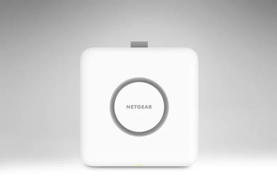 NETGEAR WBE710 Blanc Connexion Ethernet, supportant l'alimentation via ce port (PoE)