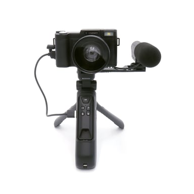 AGFA PHOTO Vlogging Kit: Cámara VLG-4K con objetivo gran angular, trípode Powerbank, mando a distancia y micrófono - ¡Captura cada momento con una calidad excepcional!