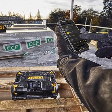 Radio de obra DEWALT TSTAK 18V XR DWST1-81078 Bluetooth DAB+ FM 45W 6 altavoces IP54 Negro