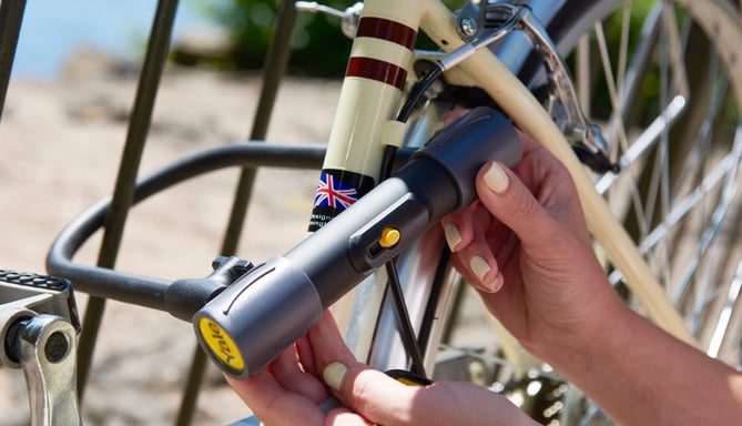 Yale YUL2/13/230/1 Antirrobo para bicicletas Gris 115 mm Candado en U