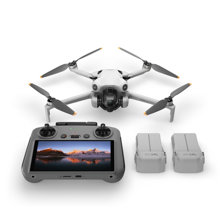 DJI Mini 4 Pro Fly More Combo (RC 2) 4 rotors Quadcoptère 48 MP 3840 x 2160 pixels 2590 mAh Noir, Blanc - Neuf