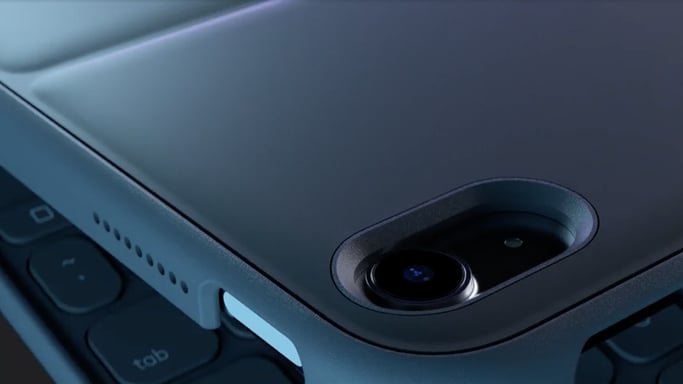 Logitech Slim Folio