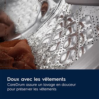 Avec le lave linge sechant 700 SteamCare lavez et sechez vos lainages sans aucun risque de retrecissement. Evitez un cycle de lavage complet grace au cycle vapeur rapide et efficace en economisant jusqu''a 96 % d''eau. - vue 6