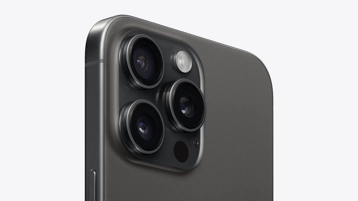 iPhone 15 Pro Max (5G) 256 GB, negro titanio, desbloqueado