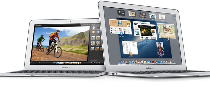 MacBook Air Core i5 (2012) 11.6', 1.7 GHz 128 Go 4 Go  HD Graphics 4000, Argent - AZERTY