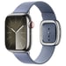 Fibbia moderna FineWoven per Apple Watch Serie 1-9 / SE - 38/40/41 mm / Serie 10 - 42 mm - Taglia M - Blu lavanda