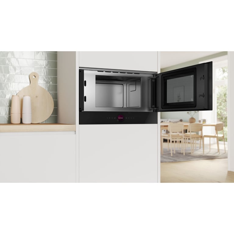 Micro-Ondes Bosch BFR9221B1 – 21 L, 900 W, Encastrable - vue 5