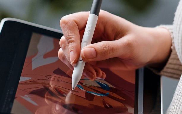 Wacom One 14 tablette graphique Noir, Blanc 2540 lpi 309 x 174 mm USB