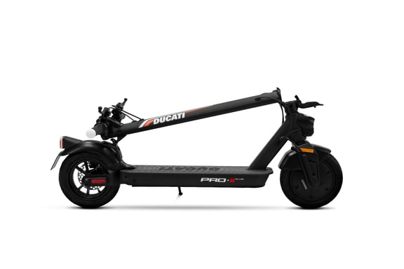 Ducati PRO-II Plus 25 km/h Nero 7,5 Ah