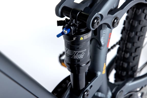 Bicicletta Elettrica, E-MTB 29'' PRO FS Motore centrale Moma Bikes, Alluminio, SHIMANO ALTUS 8v, Sospensione completa, Freni a disco idraulici, Batteria integrata Ion Litio 48V 13Ah.